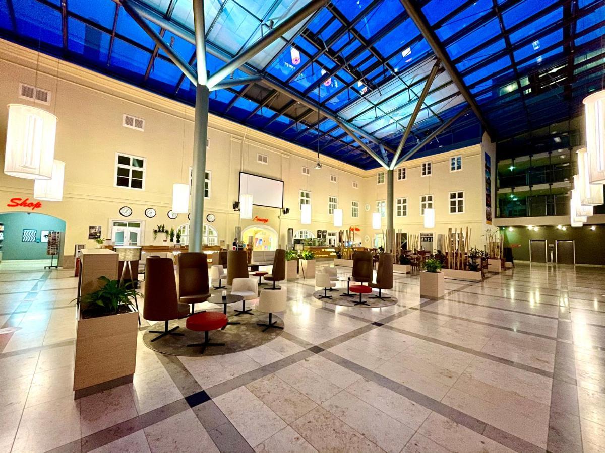 Jufa Hotel Wien City Exterior photo